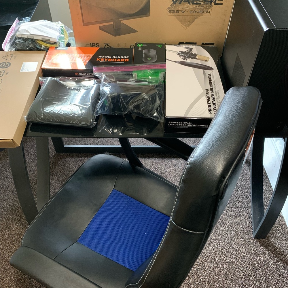 Mid-tier pc setup - Picture 3 of 9